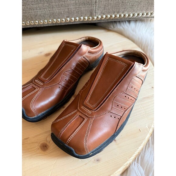 Dr Martens clogs Mens 8 or Womens 9
